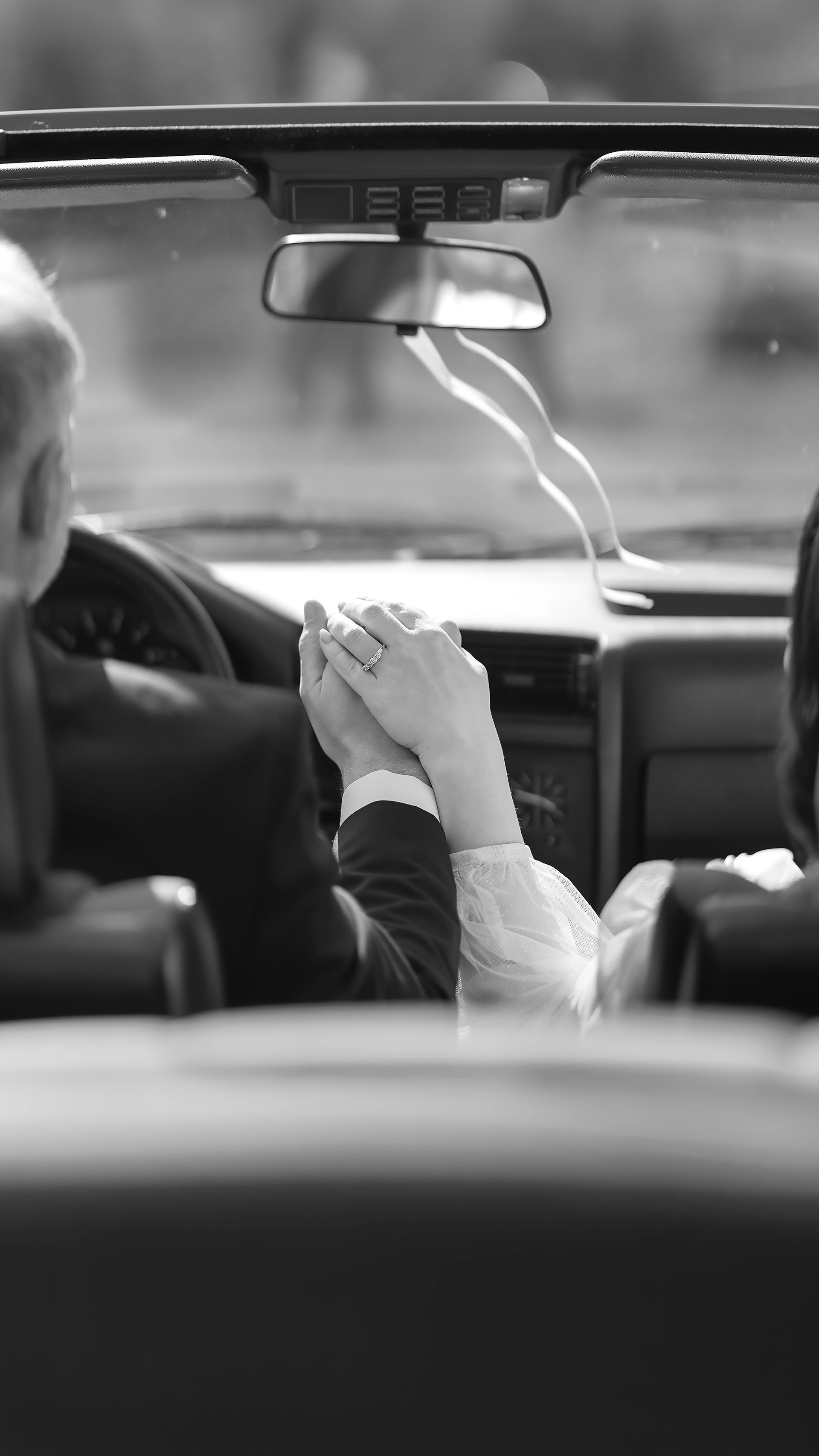 Hanau – Brautpaar am Mainufer bei Sonnenuntergang