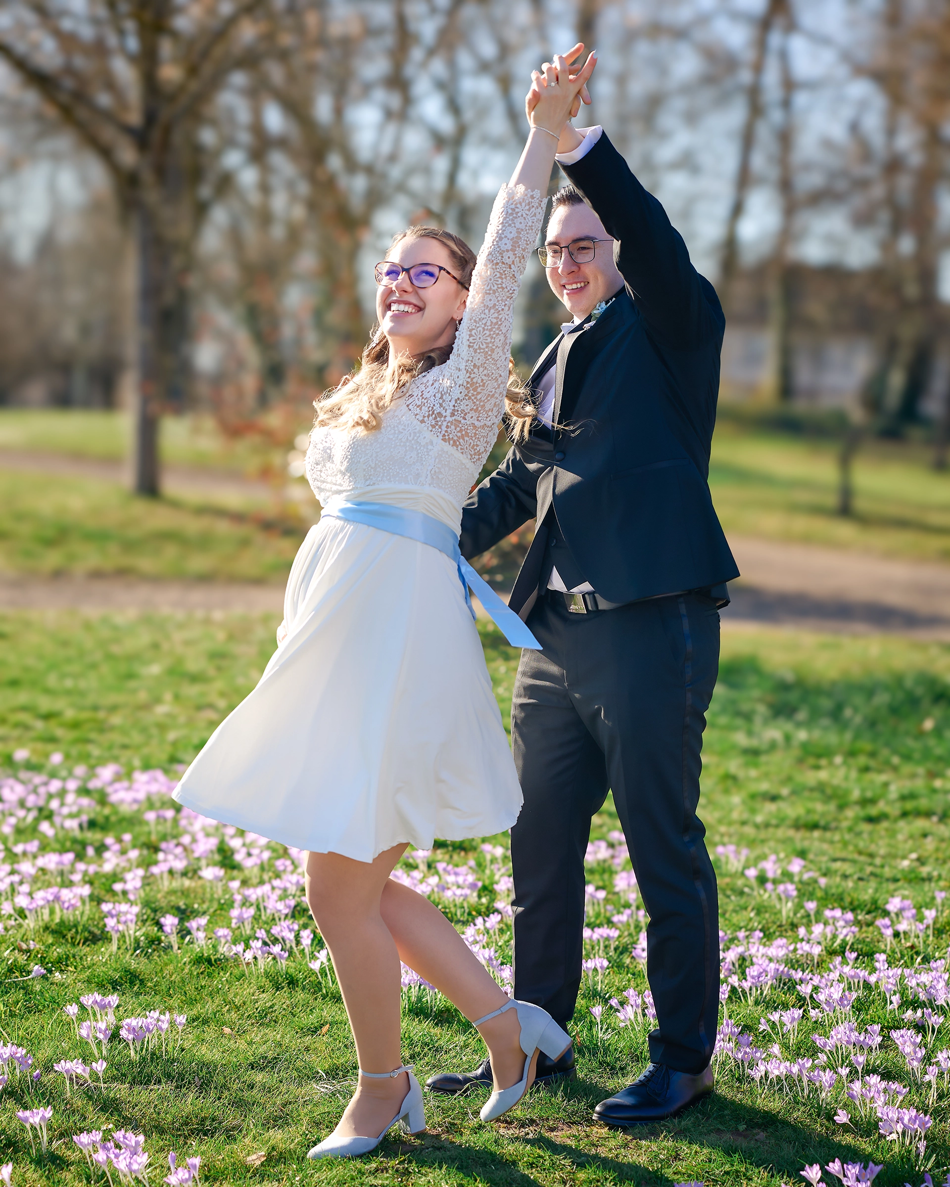 Hanau – Brautpaar am Mainufer bei Sonnenuntergang