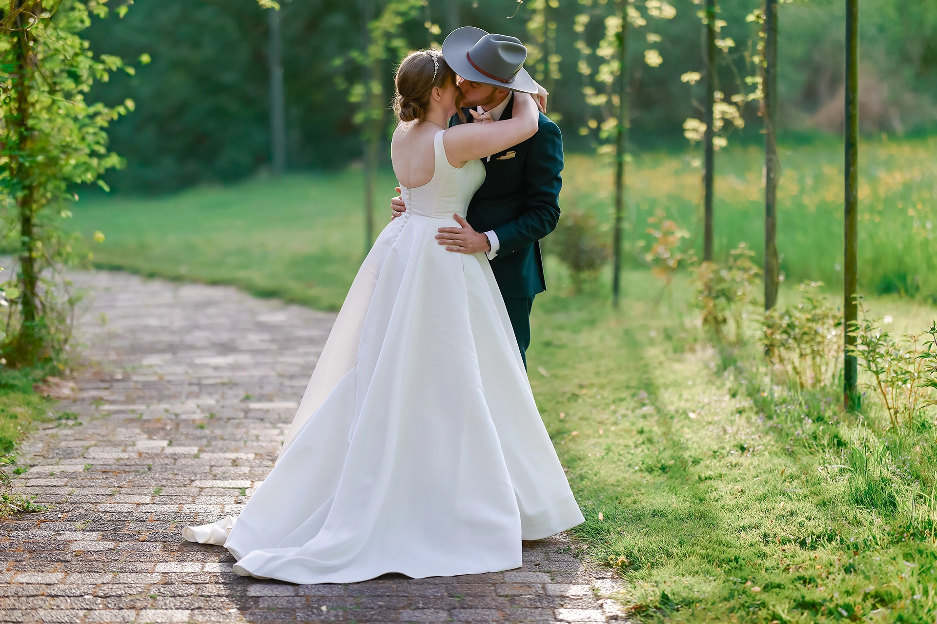 Pauline & Nik 203