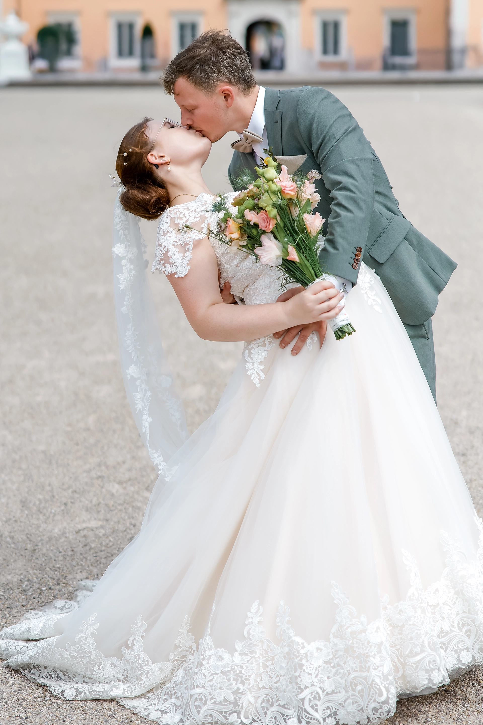 Editorial Portrait am Schloss – Motiv 1
